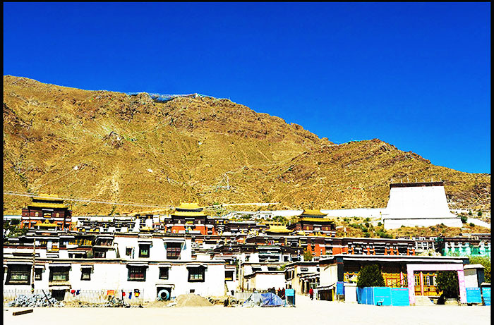 拉萨－纳木错－日喀则－珠峰7晚8日游